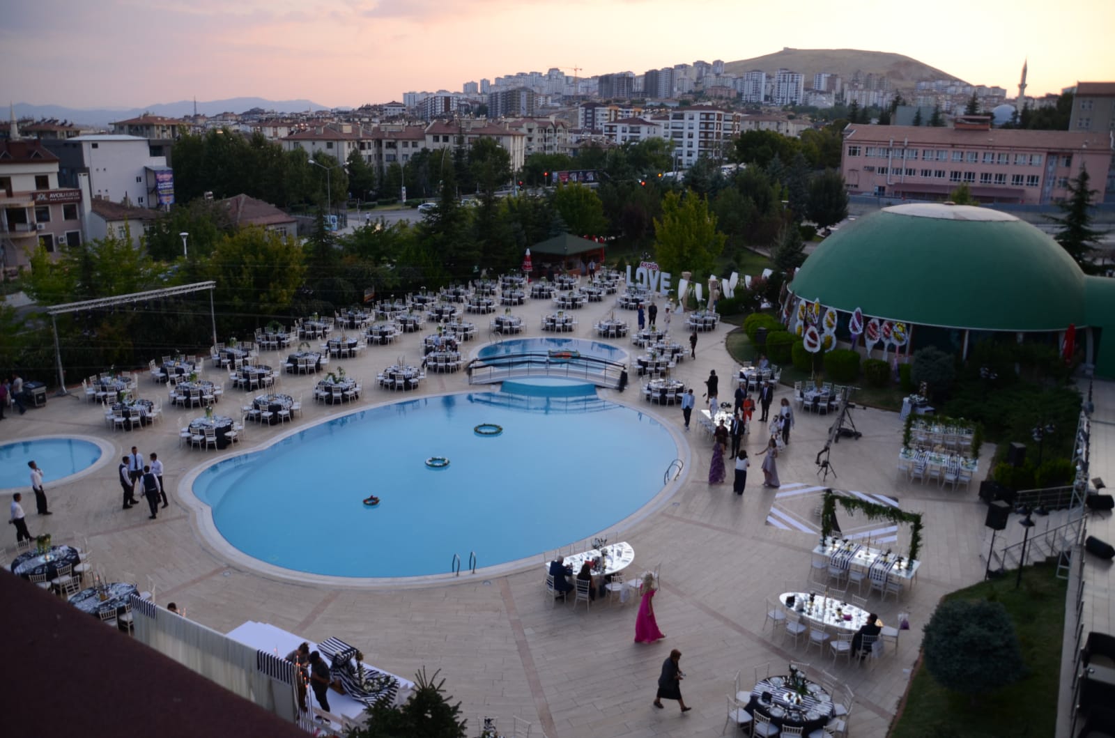 Havuz Başı