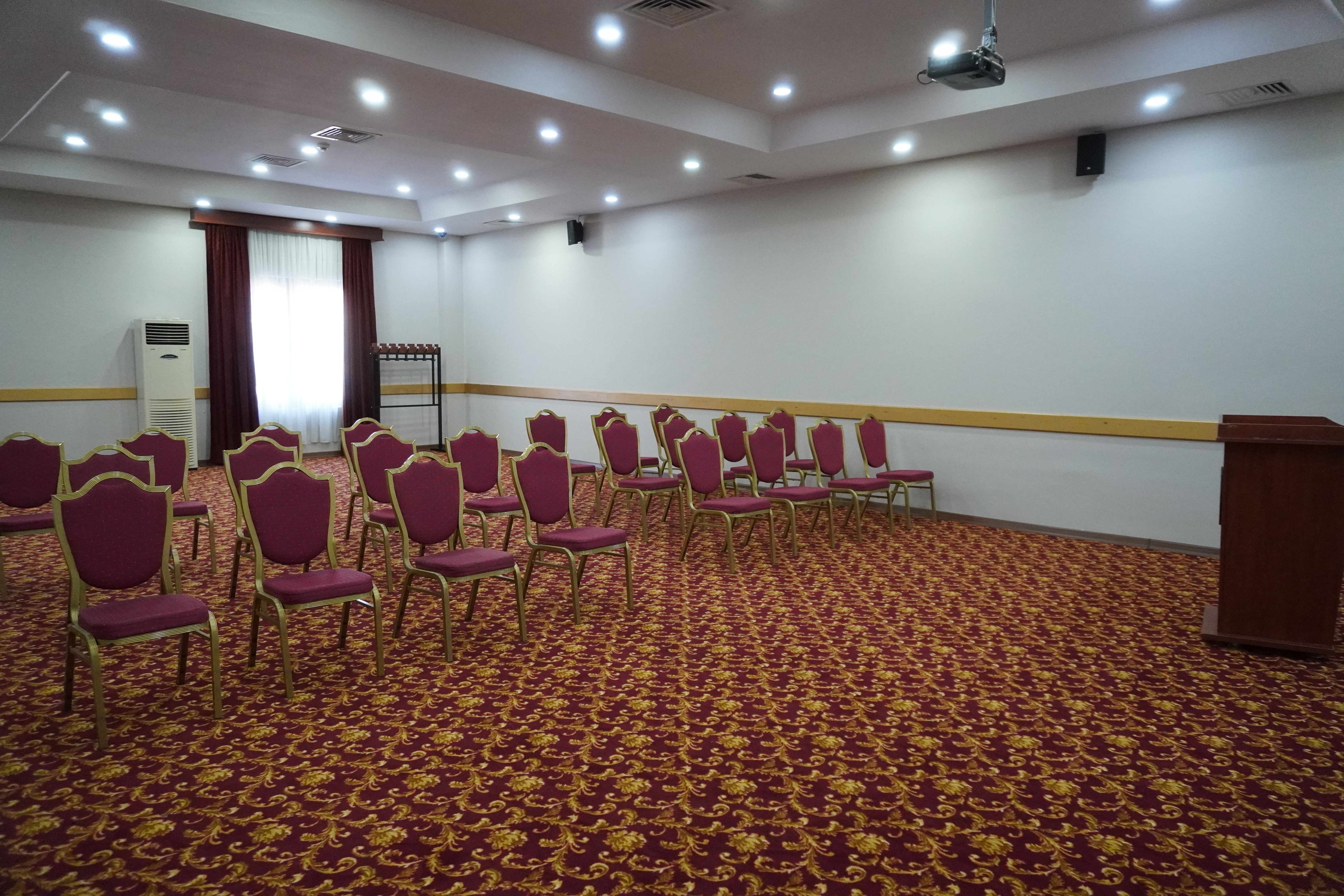 Fırat Salonu