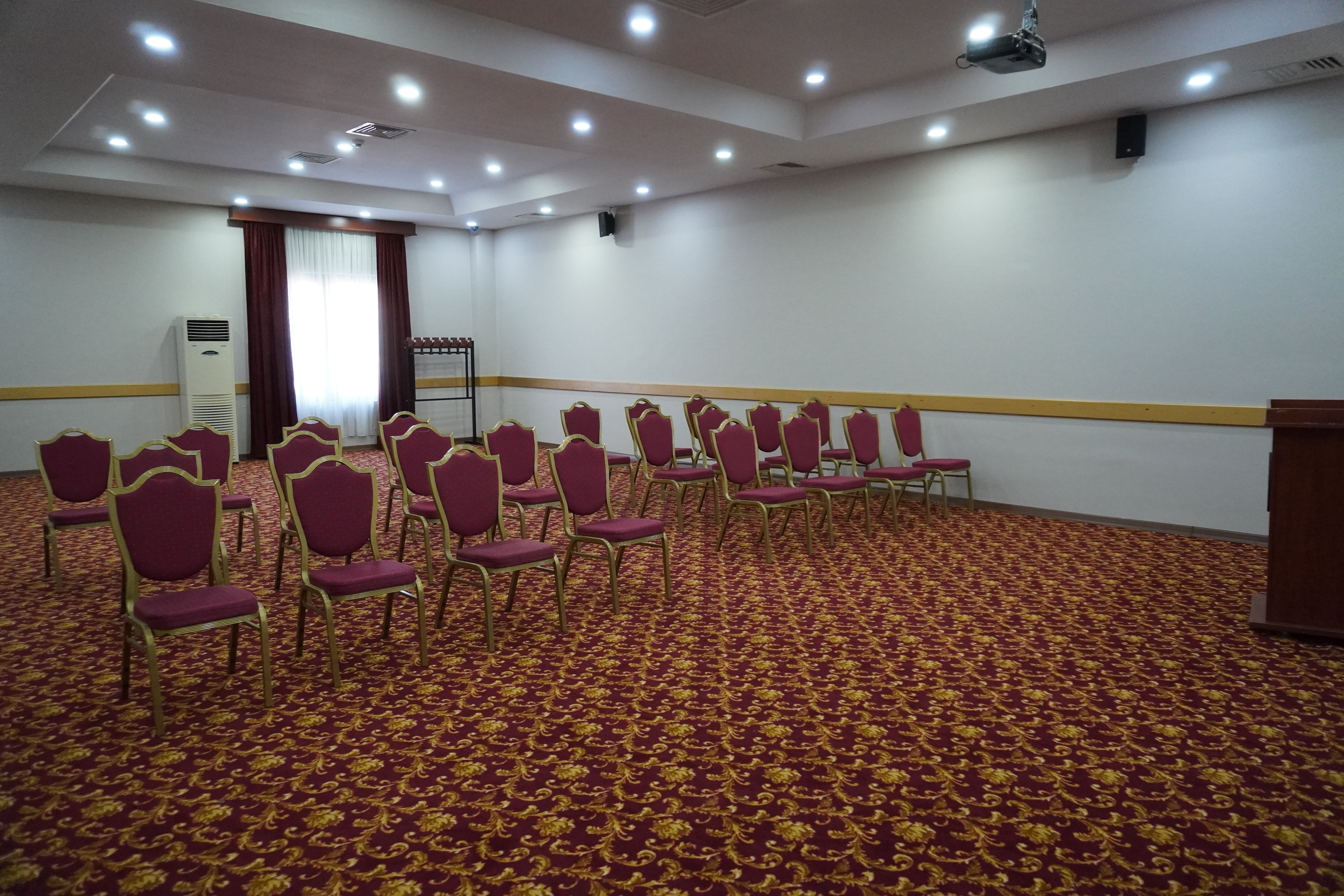 Fırat Salonu